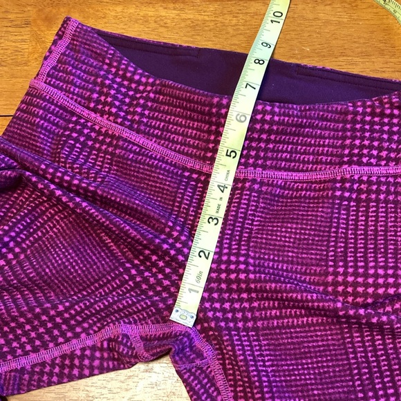 ivivva by Lululemon Girls Size 12 Rhythmic Tights Full Length Leggings Plaid - Picture 13 of 14